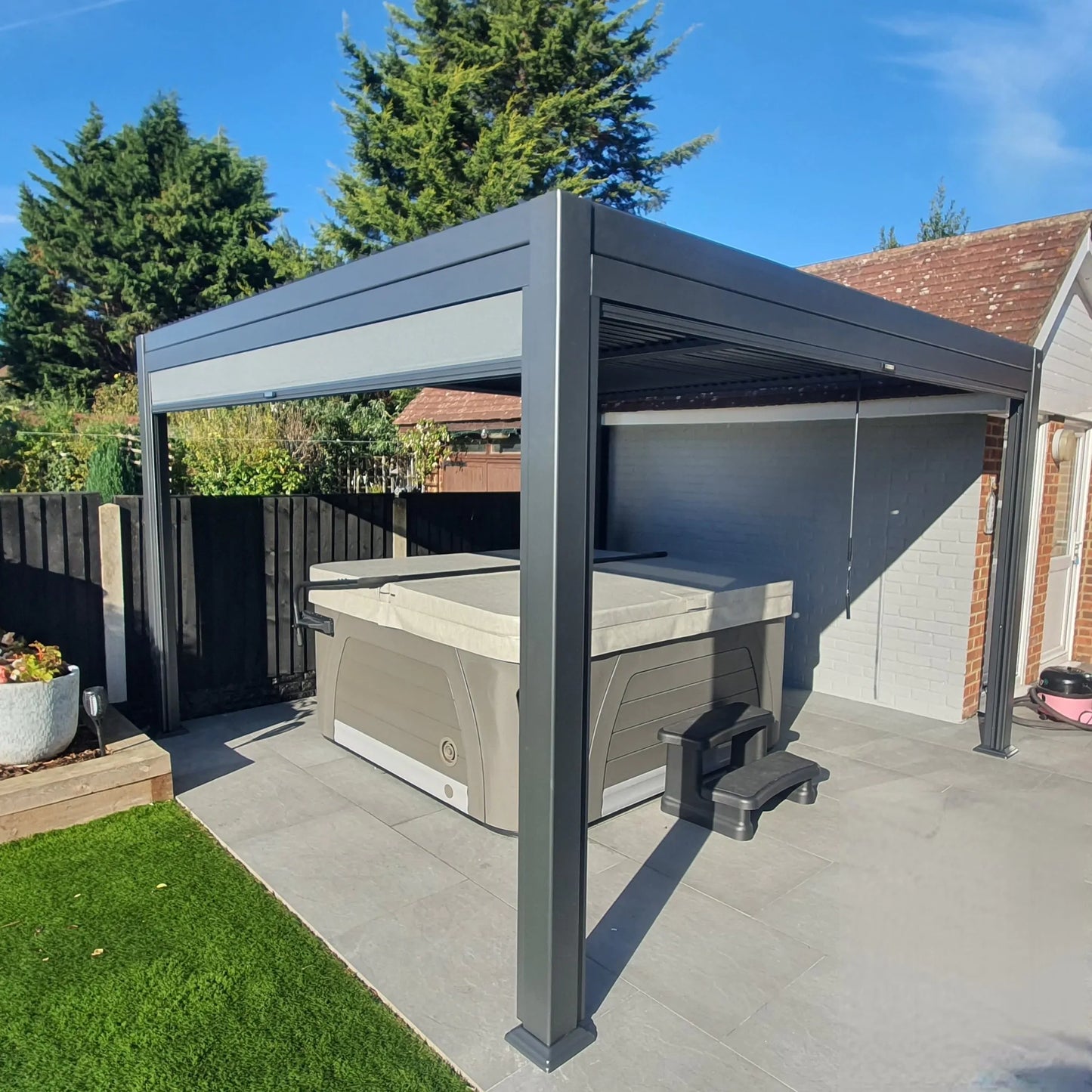 3.5m x 3.6m Manual Deluxe Louvered Grey Aluminium Pergola